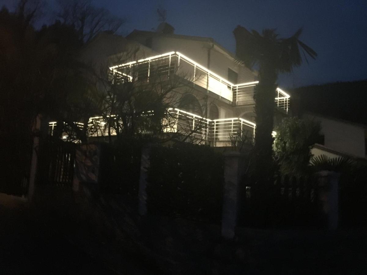 Vacation Home Lucija Slatina  Экстерьер фото