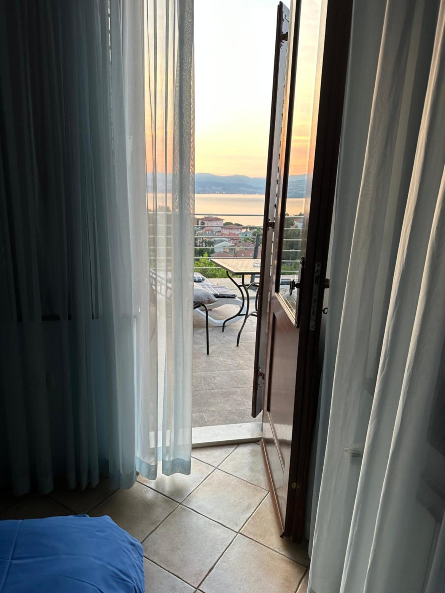 Vacation Home Lucija Slatina  Экстерьер фото